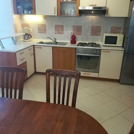 Apartment Leo Brela